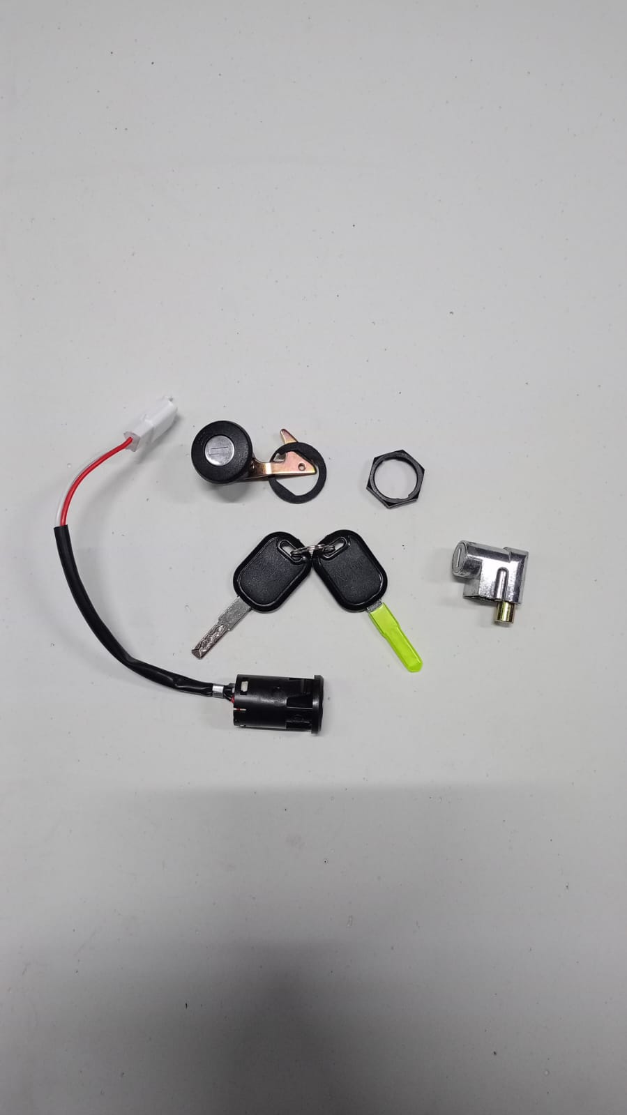 APM2: KONTAK VE KİLİT SET